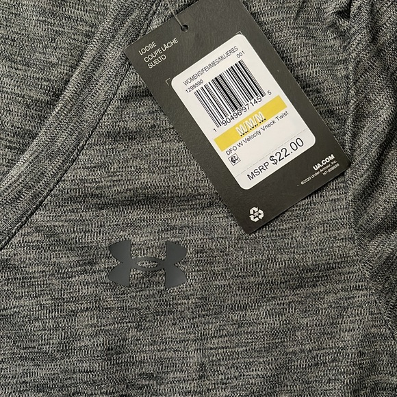 NWT Women's Under Armour HeatGear TechTwist V-Neck Gray/Black SZ Medium - Picture 5 of 9